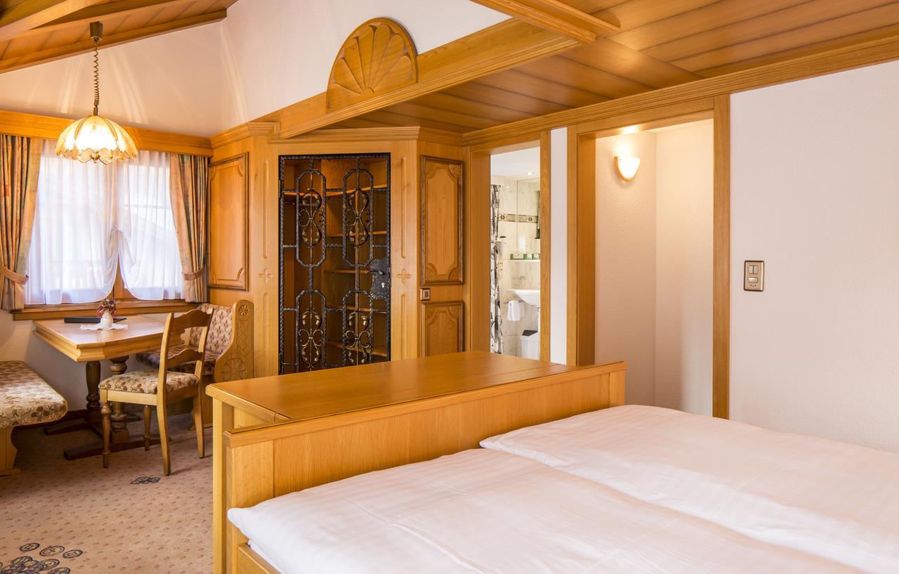 Hotel Olympia Saas-Almagell Kültér fotó