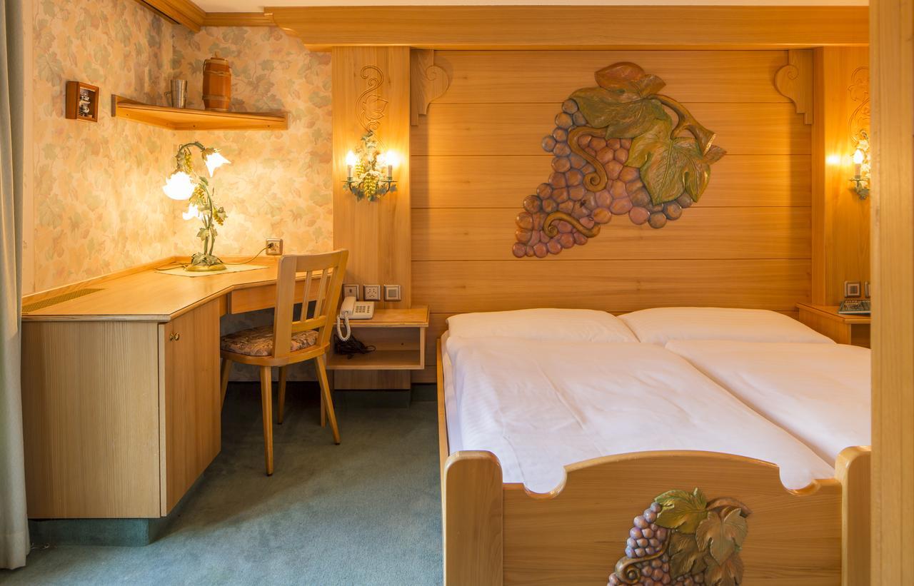 Hotel Olympia Saas-Almagell Kültér fotó