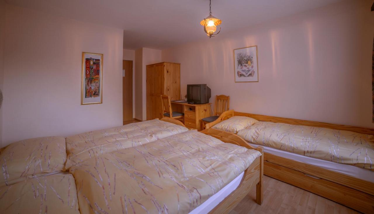 Hotel Olympia Saas-Almagell Kültér fotó